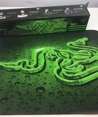 Mouse Pad Razer 44.4cms X 35.5cms Large Gamestore