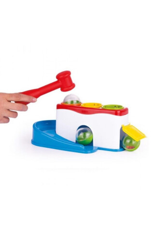 Golpea la Bola Estimulación Primera Infancia Bebe